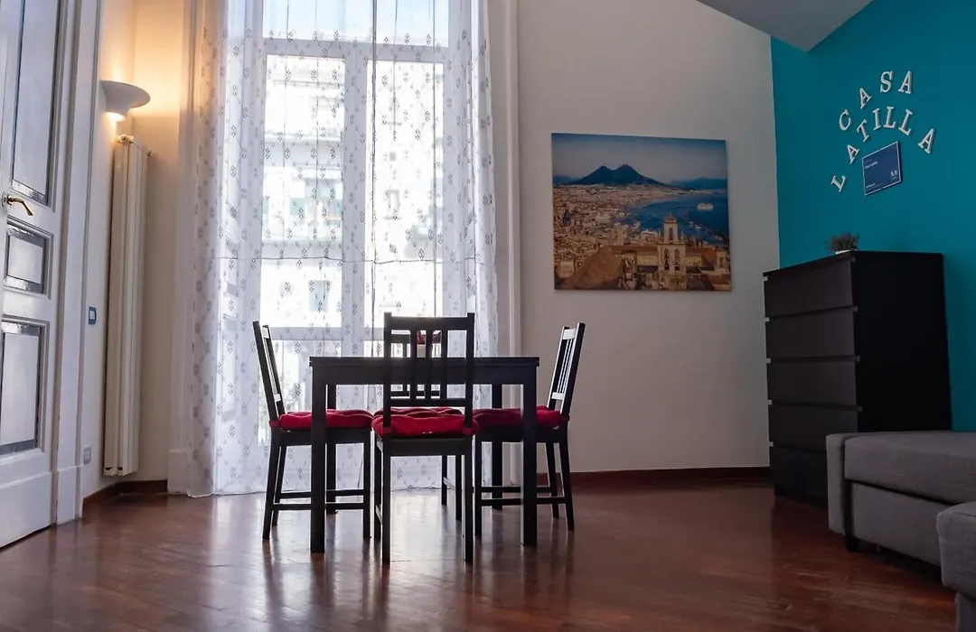 Casa Latilla Napoli Centro Storico con Due Camere Indipendenti-1