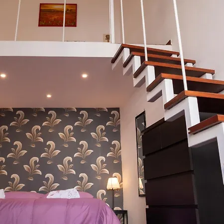 Casa Latilla Napoli Centro Storico con Due Camere Indipendenti-3